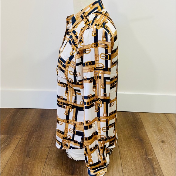 CYBER SALE🕊️vintage 80’s silky button down gold black buckle design blouse - Picture 4 of 10